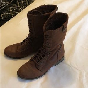 Fold top lace up boots